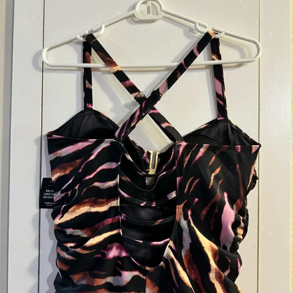 NWT Torrid Wireless Ladder Back One Piece Swimsuit Size 1X